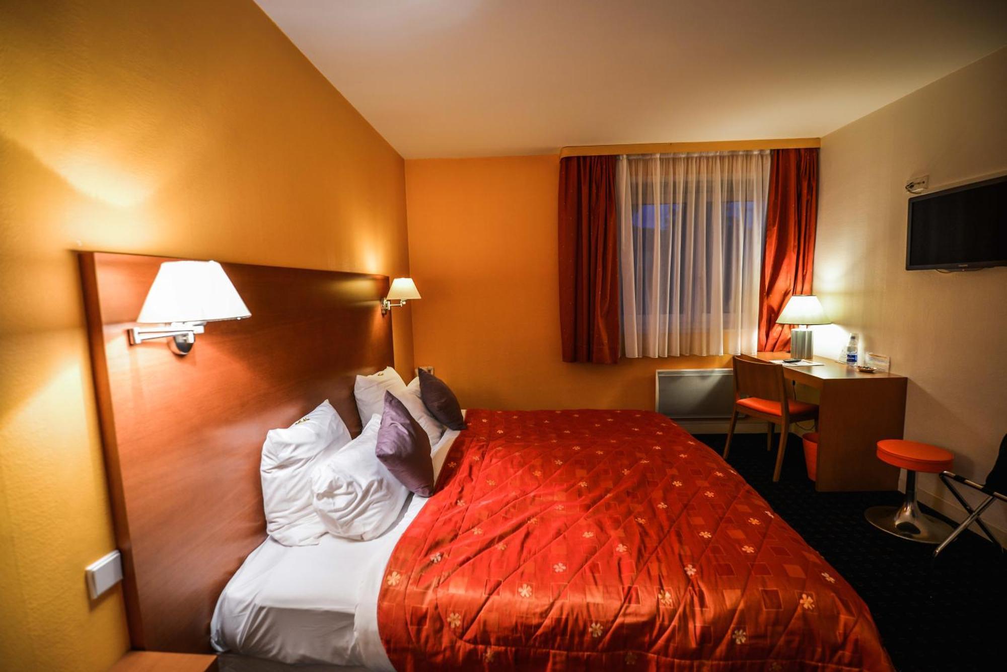 Hotel Restaurant Logis La Palette Wettolsheim Екстер'єр фото