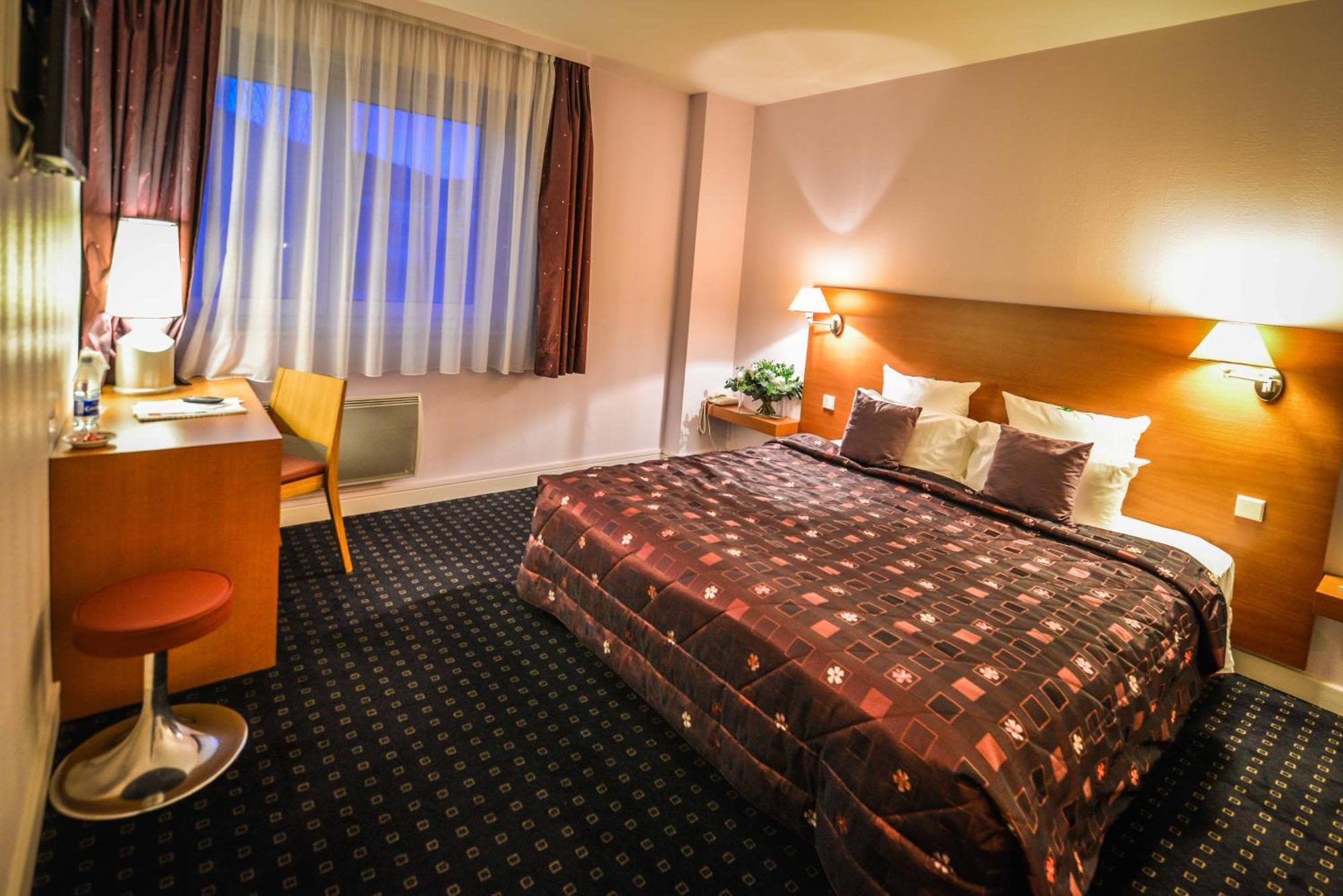Hotel Restaurant Logis La Palette Wettolsheim Екстер'єр фото
