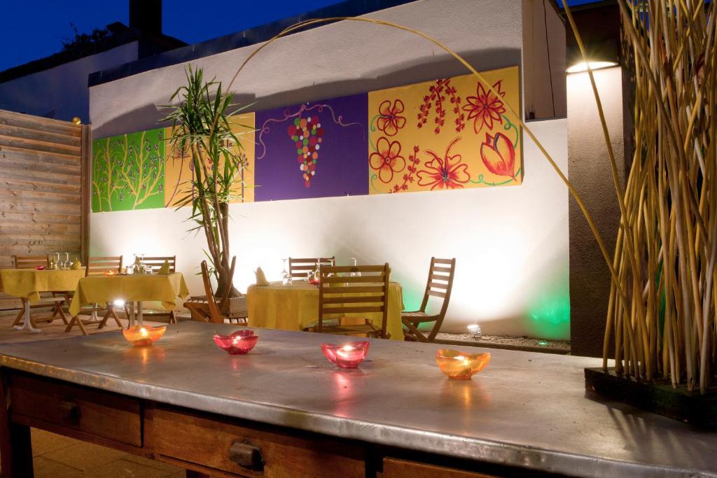 Hotel Restaurant Logis La Palette Wettolsheim Екстер'єр фото