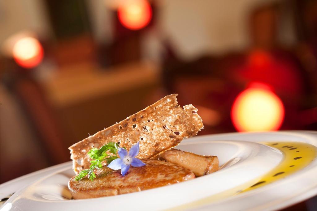 Hotel Restaurant Logis La Palette Wettolsheim Екстер'єр фото